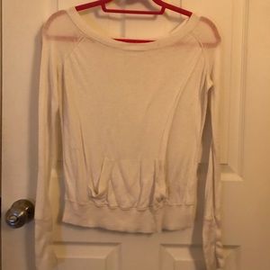 White Lululemon Chai Time Pullover size 4 or 6